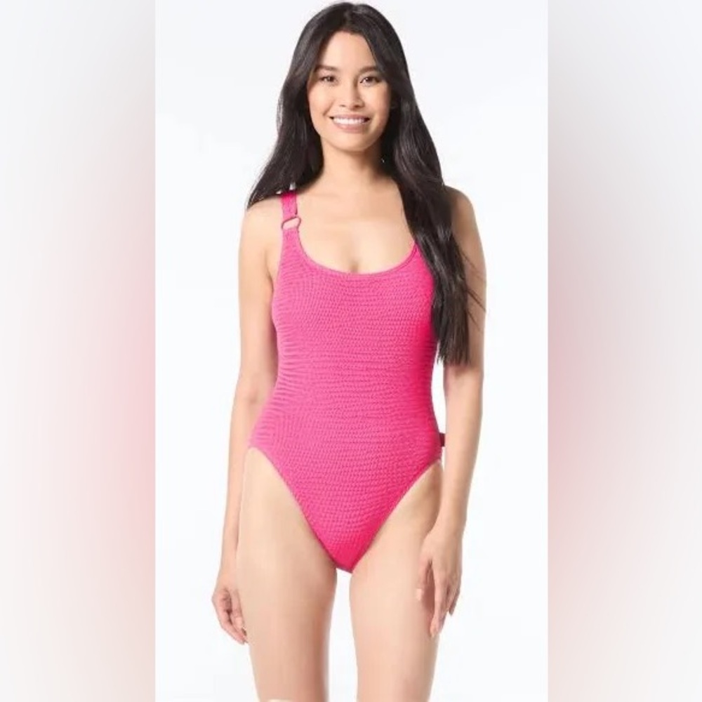 Vince Camuto Scoop Neck Ring One Piece Swimsuit - Ocean Ripple